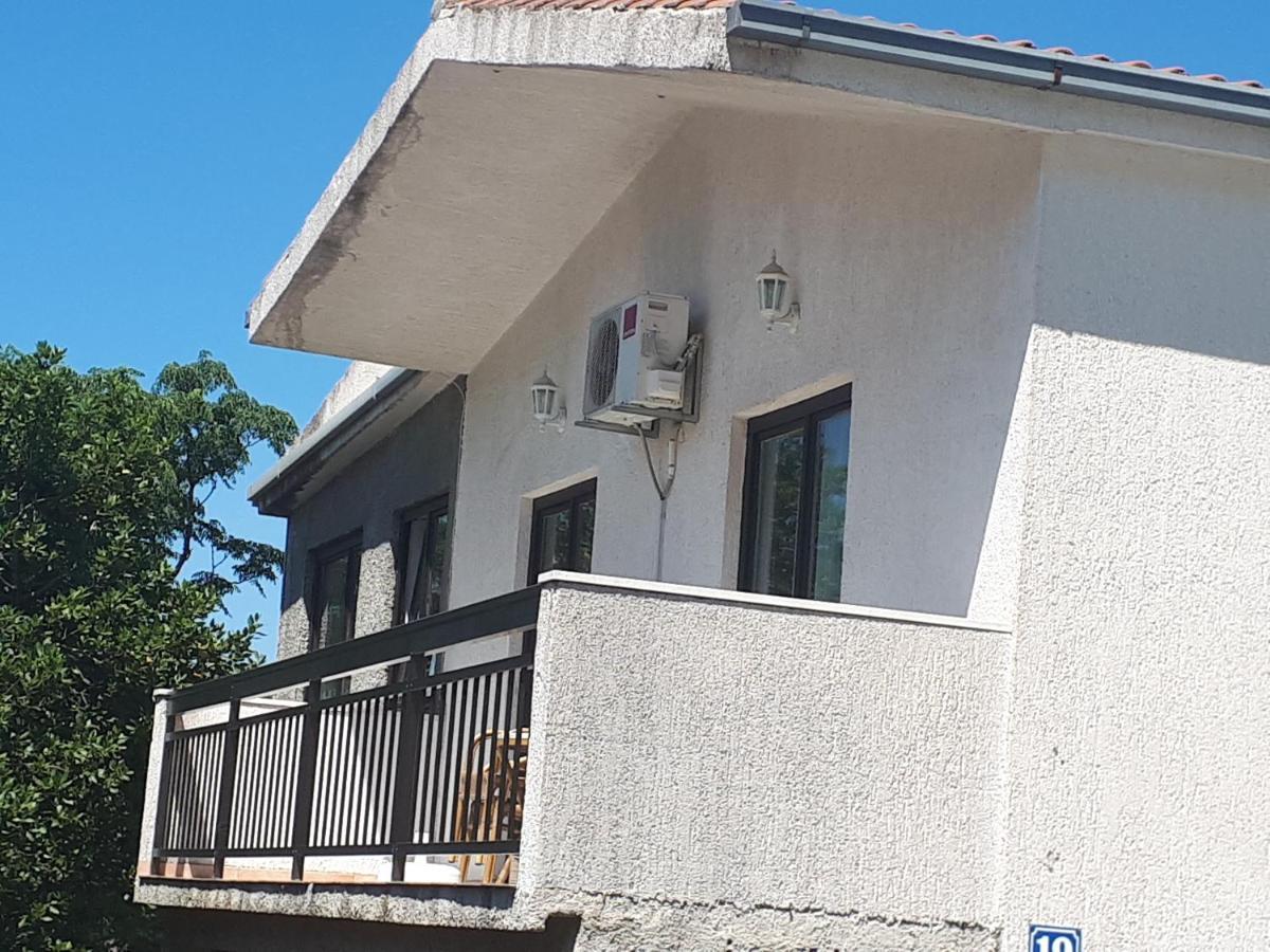 Apartman Emilio Baška Voda المظهر الخارجي الصورة