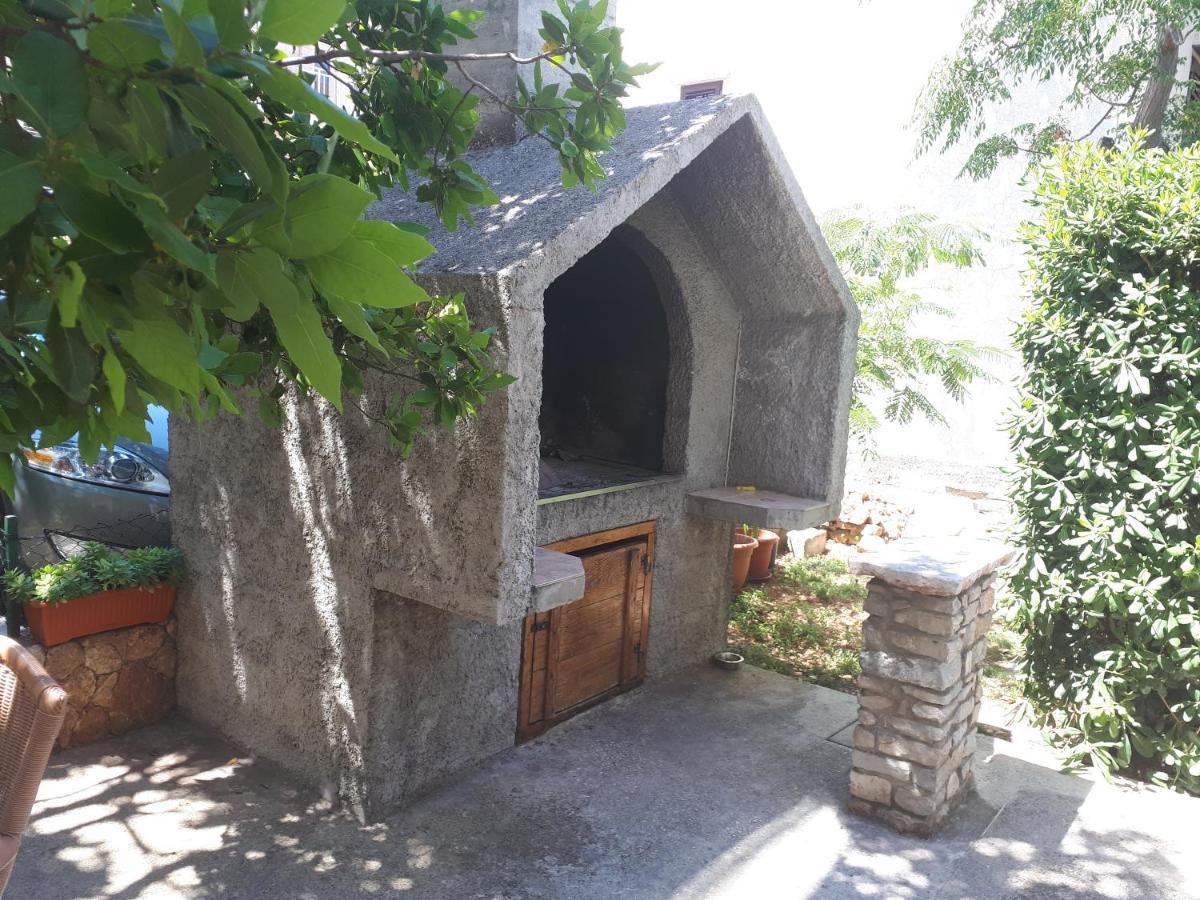 Apartman Emilio Baška Voda المظهر الخارجي الصورة