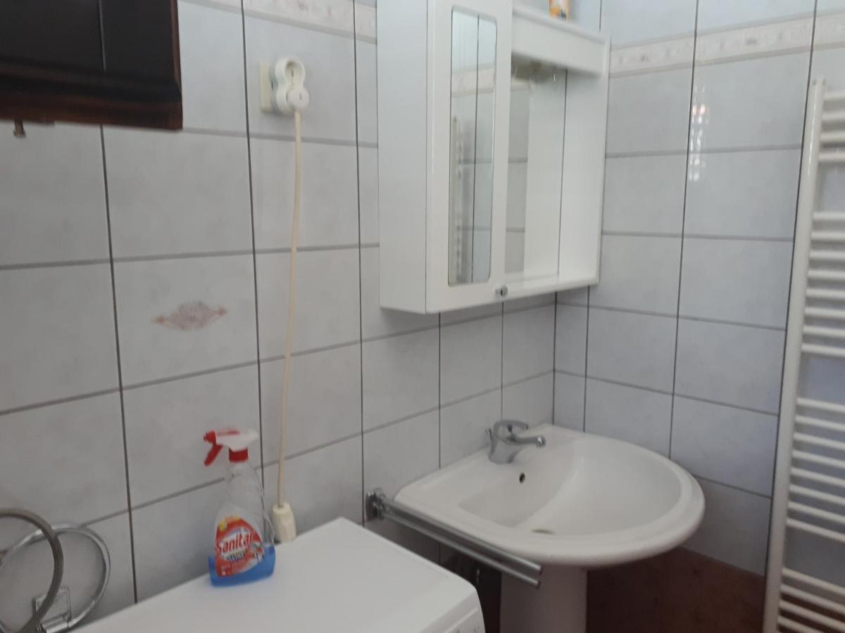 Apartman Emilio Baška Voda المظهر الخارجي الصورة