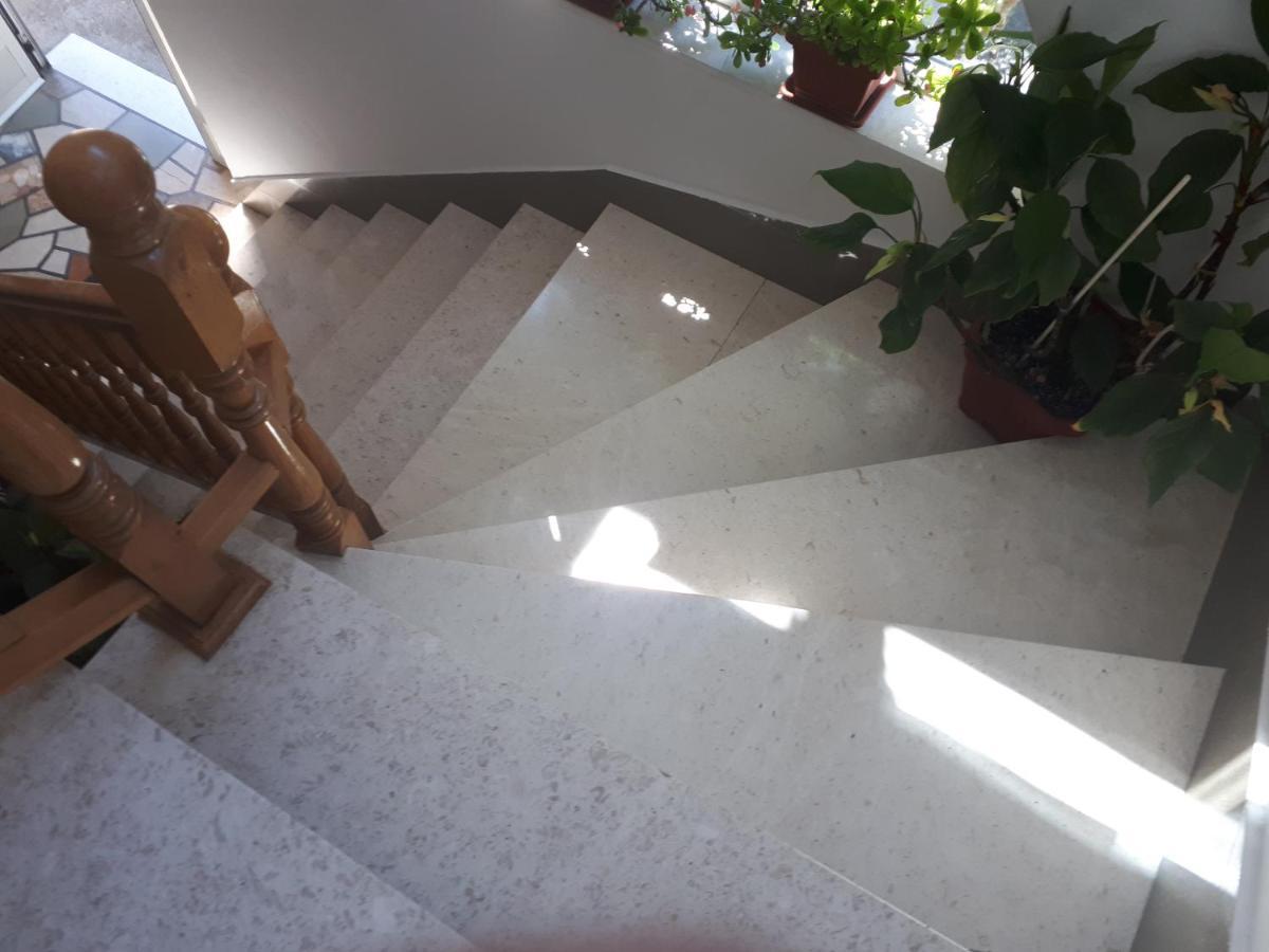Apartman Emilio Baška Voda المظهر الخارجي الصورة