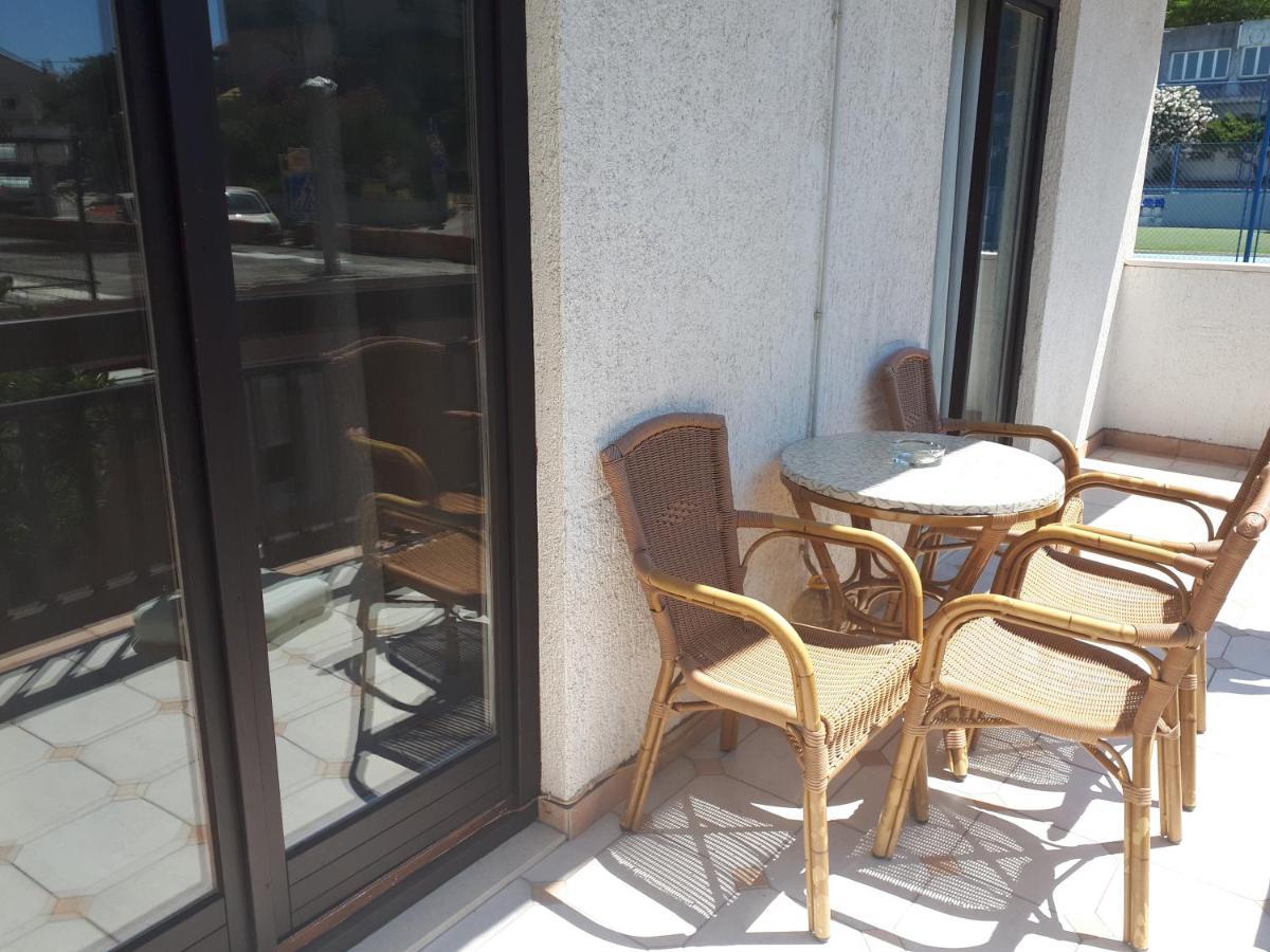 Apartman Emilio Baška Voda المظهر الخارجي الصورة